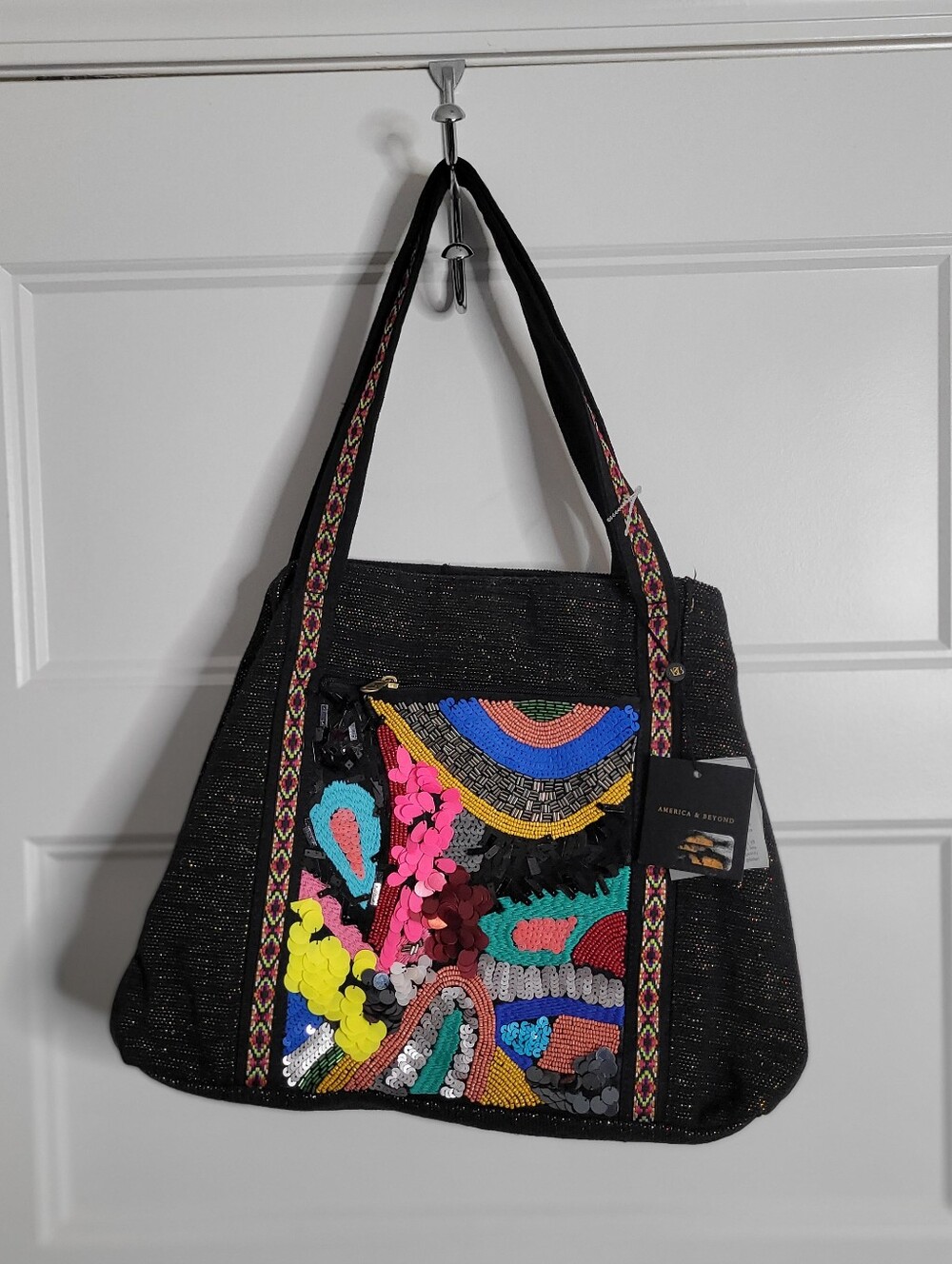NWT America & Beyond shoulder bag